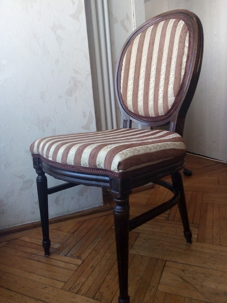 Classical Chair preview image 7